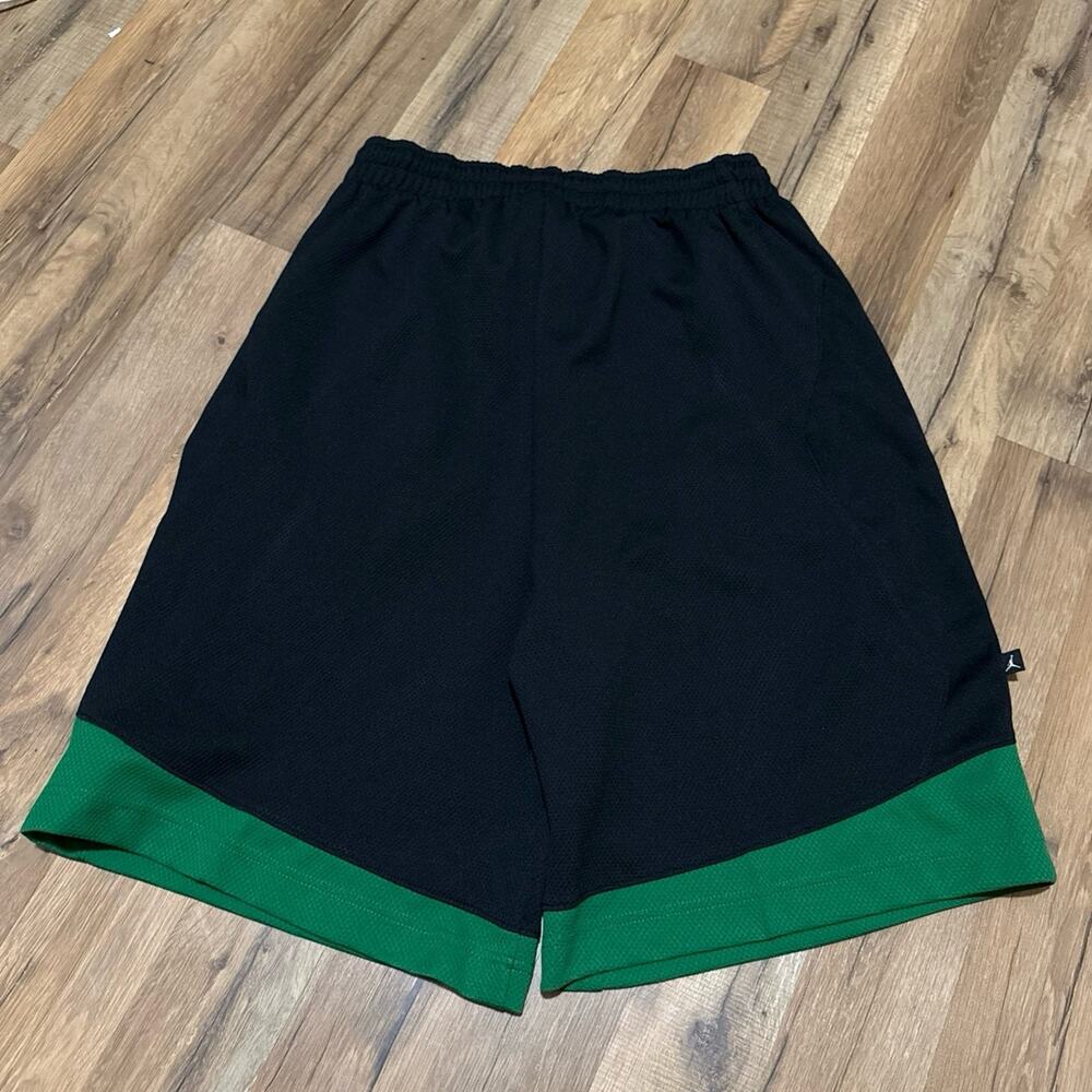 Y2K Air Jordan Green Black Baggy Vintage Basketball Size M 345069-012 Shorts - Picture 8 of 10